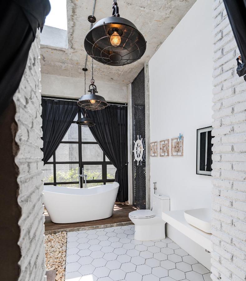 Hotel The Bloc @ Sea Thap Sakae Exterior foto